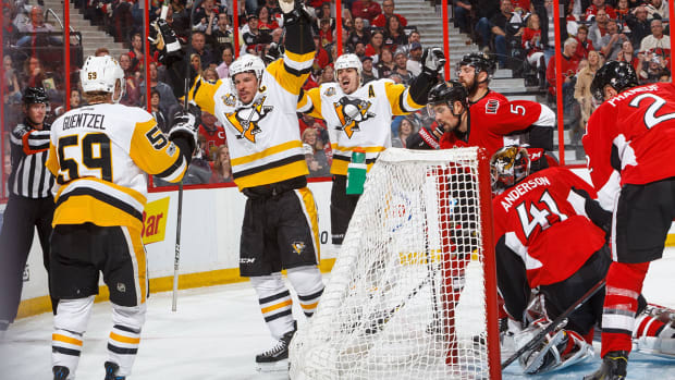 sidney-crosby-pens-playoffs-nhl-1300.jpg